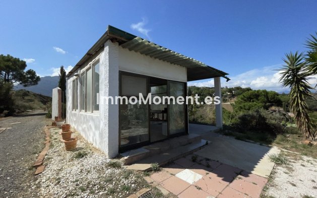 Revente - Villa - Estepona  - Estepona Centro