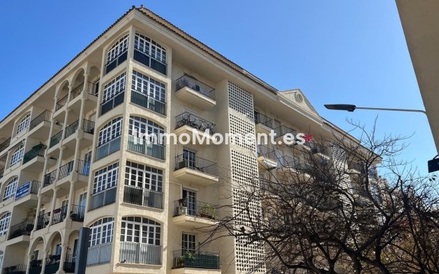 Revente - Appartement - Estepona  - Estepona Centro
