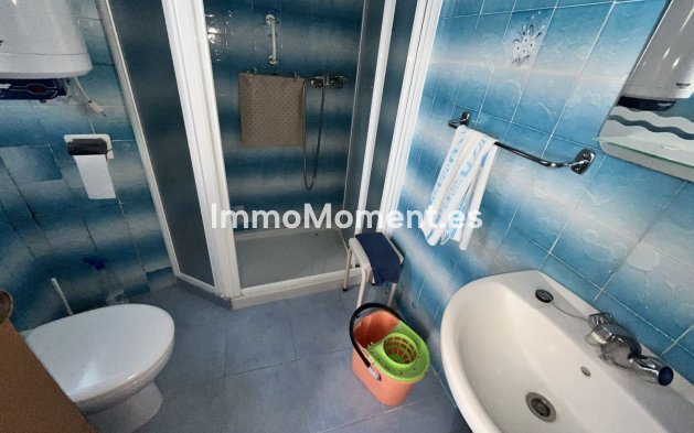 Bestaande woning - Geschakelde woning - Estepona  - Estepona Centro