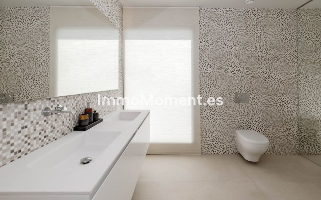 Wiederverkauf - Villa - Benalmadena - Benalmadena Centro