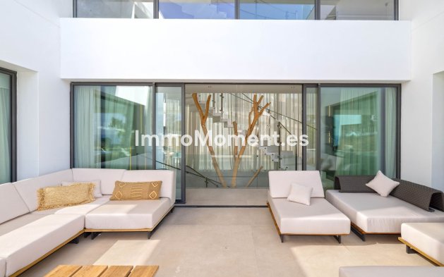 Wiederverkauf - Villa - Benalmadena - Benalmadena Centro