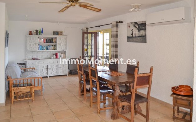 Revente - Villa - Pedreguer - Pedreguer Centro