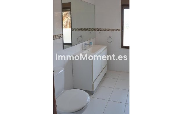 Revente - Villa - Pedreguer - Pedreguer Centro