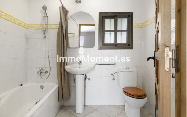 Revente - Villa - Intérieur                       - Coín