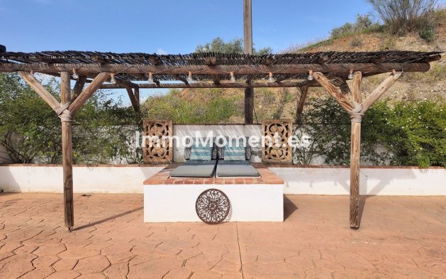 Wiederverkauf - Villa -   Inländisch - Alora