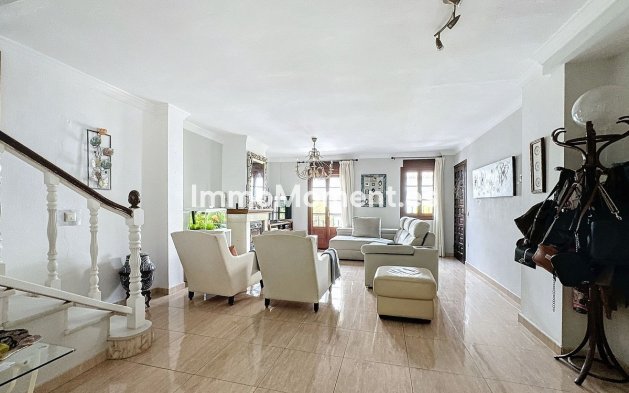 Wiederverkauf - Villa - Estepona  - Estepona Centro