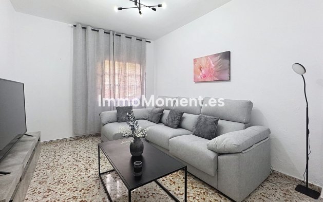 Wiederverkauf - Villa - Estepona  - Estepona Centro