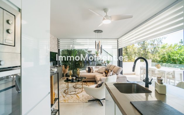 Resale - Apartment - Cartagena - Mar de Cristal