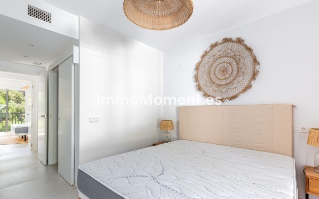 Resale - Apartment - Benahavís - Benahavís Centro