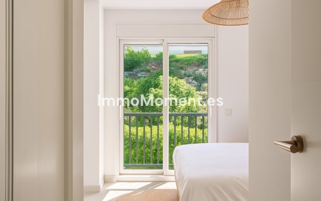 Resale - Apartment - Benahavís - Benahavís Centro