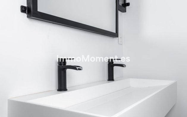 Resale - Apartment - Benahavís - Benahavís Centro