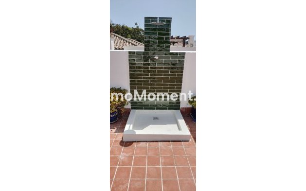 Resale - Apartment - Benahavís - Benahavís Centro