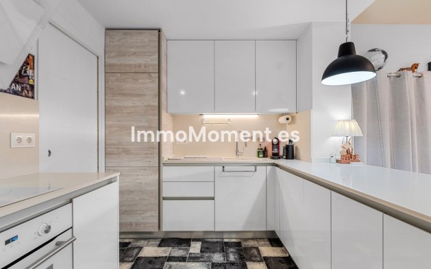 Resale - Villa - Orihuela - Villamartin