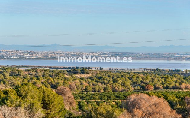 Resale - Villa - Orihuela - Villamartin