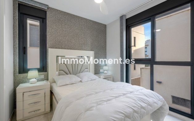 Revente - Villa - Orihuela - Orihuela Costa