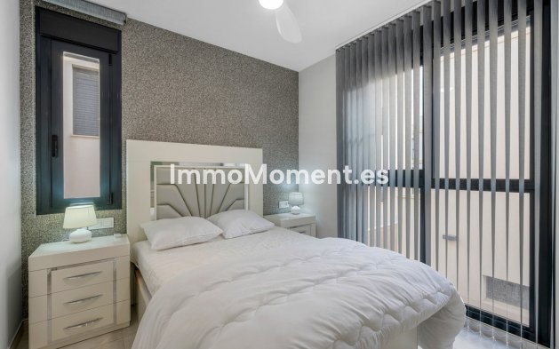 Revente - Villa - Orihuela - Orihuela Costa