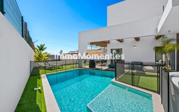 Resale - Villa - Rojales - Ciudad Quesada