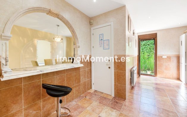 Bestaande woning - Villa - Estepona  - Atalaya