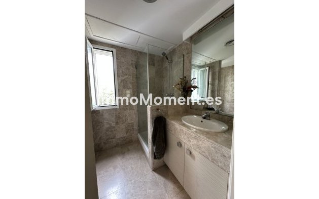 Wiederverkauf - Wohnung - Marbella - Puerto Banús