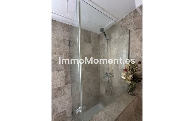 Wiederverkauf - Wohnung - Marbella - Puerto Banús