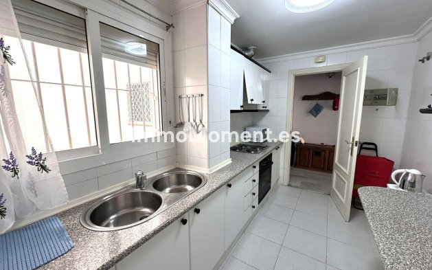 Resale - Apartment - Fuengirola - Fuengirola Centro