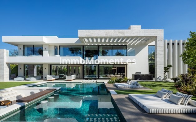 Wiederverkauf - Villa - Marbella - Nueva Andalucía