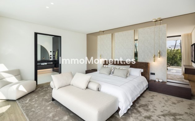 Wiederverkauf - Villa - Marbella - Nueva Andalucía