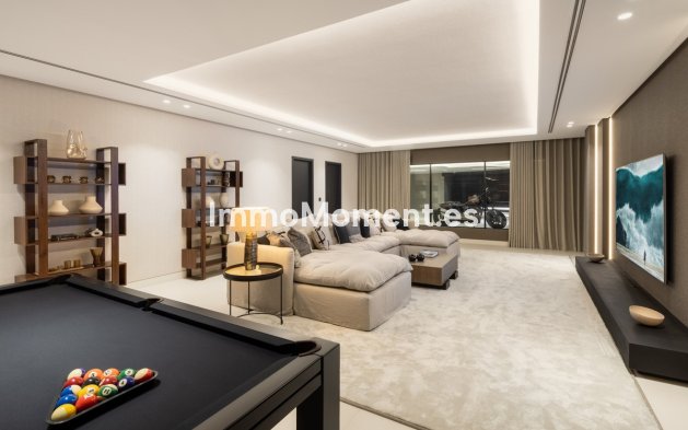 Wiederverkauf - Villa - Marbella - Nueva Andalucía