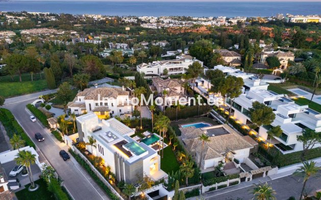 Wiederverkauf - Villa - Marbella - Nueva Andalucía