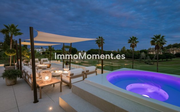 Wiederverkauf - Villa - Marbella - Nueva Andalucía