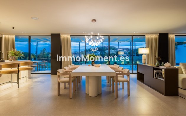 Wiederverkauf - Villa - Marbella - Nueva Andalucía