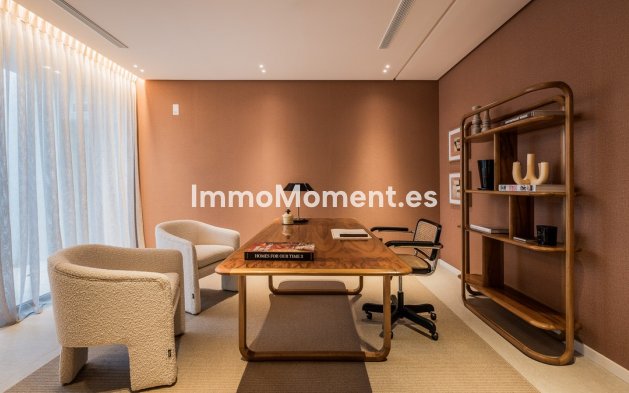 Wiederverkauf - Villa - Marbella - Nueva Andalucía