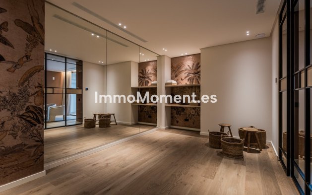 Wiederverkauf - Villa - Marbella - Nueva Andalucía