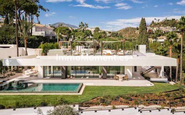 Wiederverkauf - Villa - Marbella - Nueva Andalucía