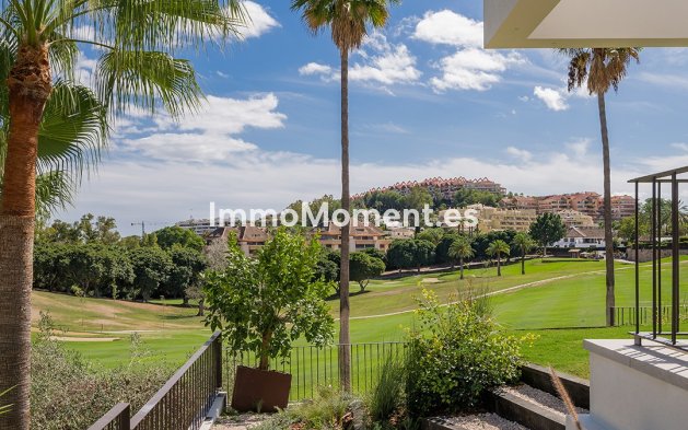 Wiederverkauf - Villa - Marbella - Nueva Andalucía