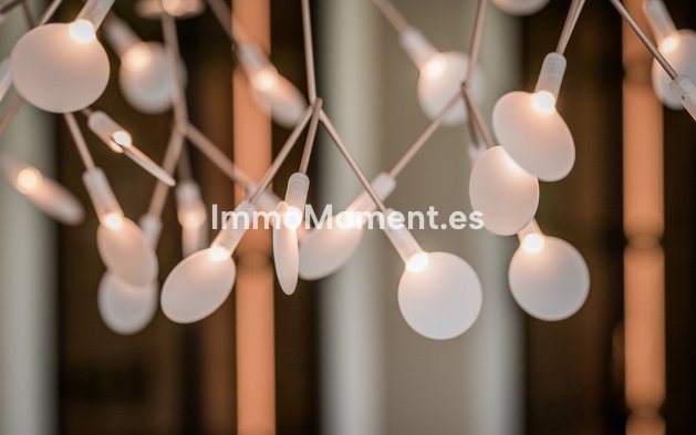 Wiederverkauf - Villa - Marbella - Nueva Andalucía