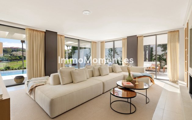 Wiederverkauf - Villa - Marbella - Nueva Andalucía