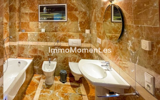 Reventa - Villa - Marbella - El Rosario