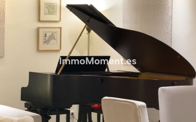 Reventa - Villa - Marbella - El Rosario