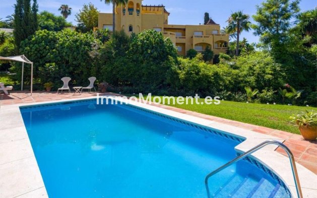 Resale - Villa - Marbella - El Rosario