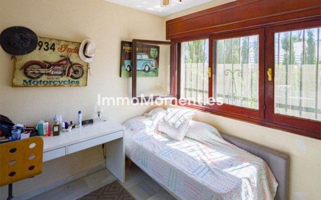 Resale - Villa - Marbella - El Rosario