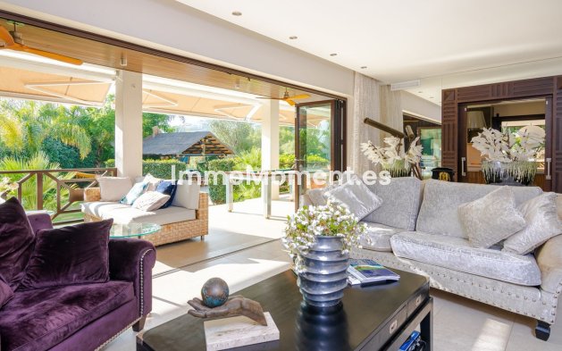 Wiederverkauf - Villa - Marbella - Nueva Andalucía