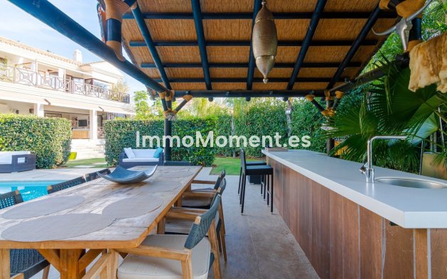 Wiederverkauf - Villa - Marbella - Nueva Andalucía