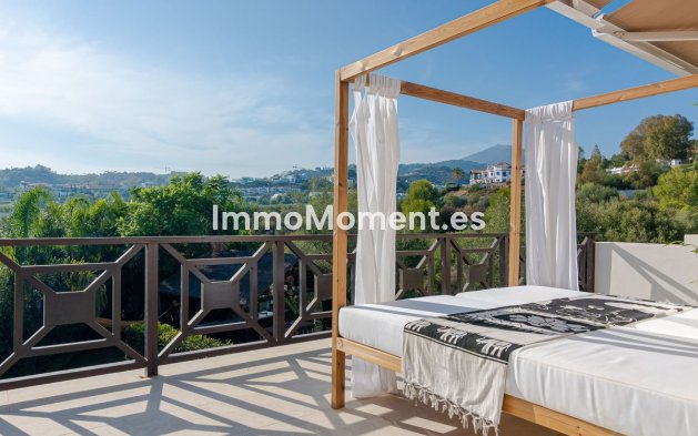 Wiederverkauf - Villa - Marbella - Nueva Andalucía