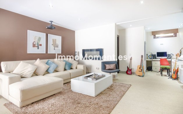 Wiederverkauf - Villa - Marbella - Nueva Andalucía