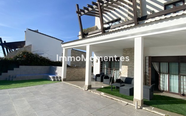Bestaande woning - Villa - Estepona  - Estepona Centro