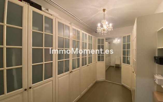 Bestaande woning - Villa - Estepona  - Estepona Centro