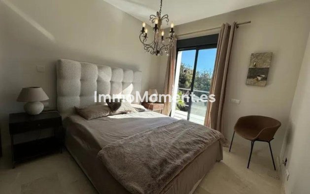 Reventa - Villa - Marbella - Elviria