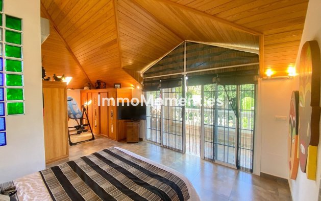 Resale - Villa - Marbella - Guadalmina Alta