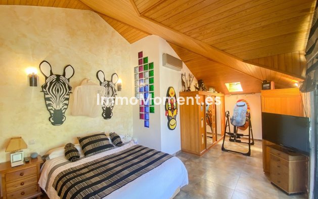 Resale - Villa - Marbella - Guadalmina Alta